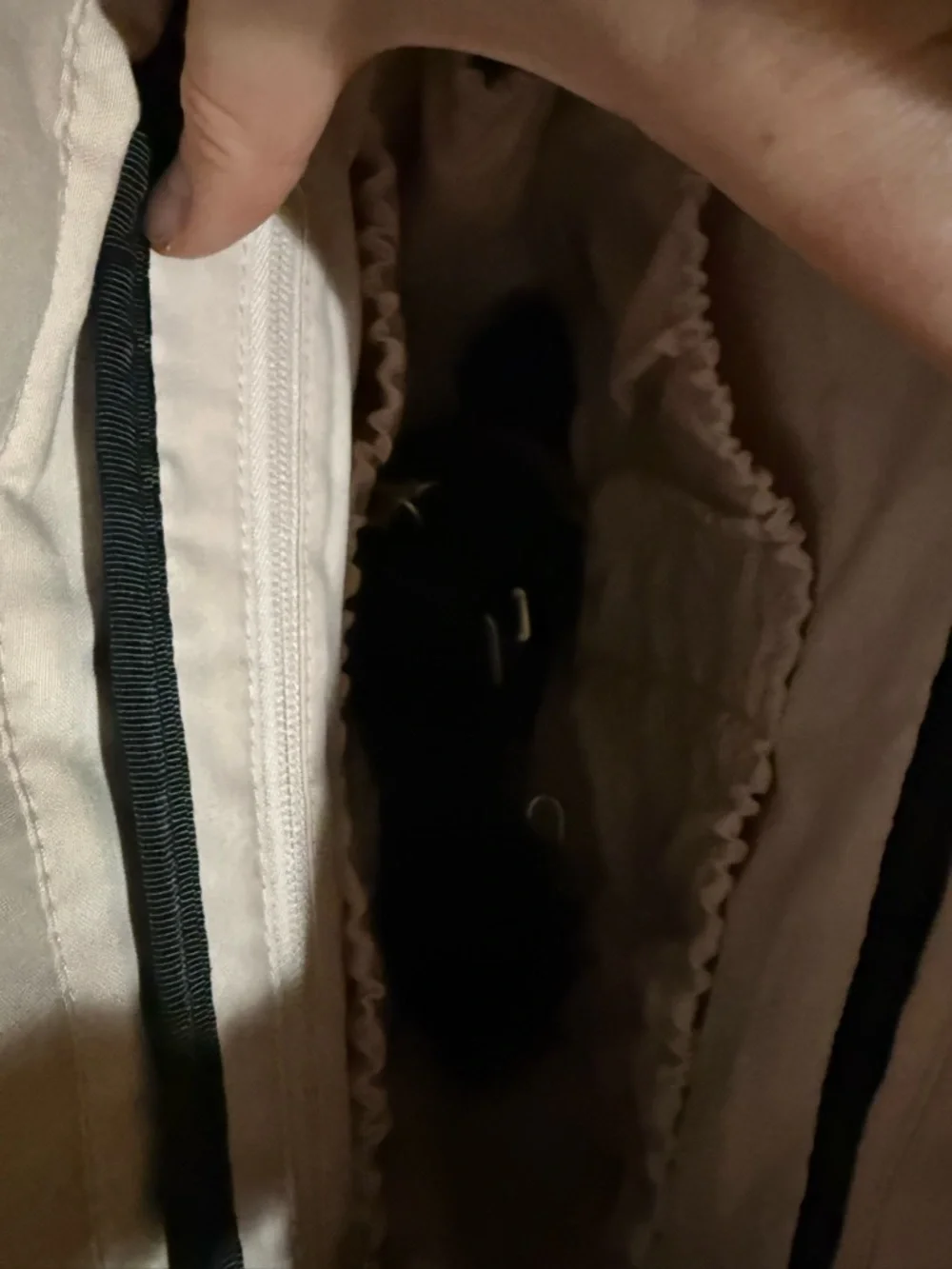 Ju-Ju-Be Black Utility strap Tote Bag nwt - Picture 4 of 6